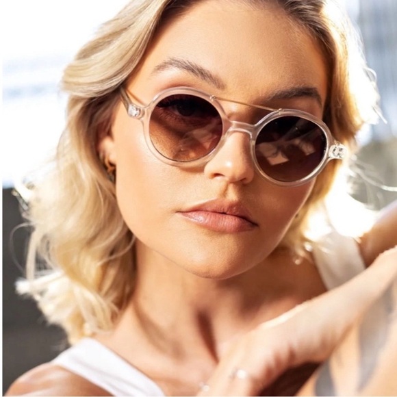 NEW KOMONO Sunglasses Round Clear and Gold Vivien main image 11